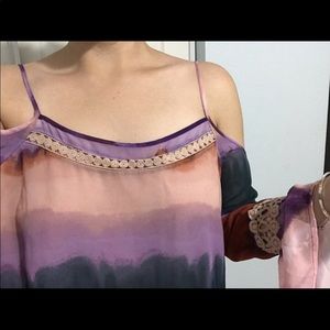 Multicolor boho style top.